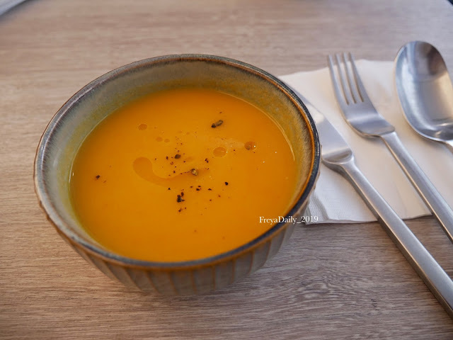 2020, winter 走吧台北哪裡吃美食:士林區 天母美食 網美打卡 無添加天然食材 超療癒早午餐 topo+ cafe 及拓樸本然空間設計