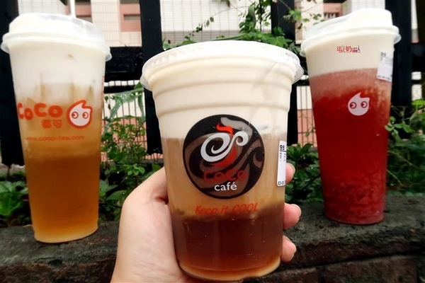 coco都可(新莊中平店)：COCO法式奶霜 法國鐵塔牌鮮奶油 文青漸層飲料打卡 奶霜綠茶/奶霜草莓果肉/奶霜咖啡買一送一~