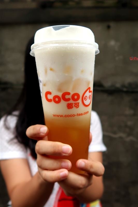 coco都可(新莊中平店)：COCO法式奶霜 法國鐵塔牌鮮奶油 文青漸層飲料打卡 奶霜綠茶/奶霜草莓果肉/奶霜咖啡買一送一~