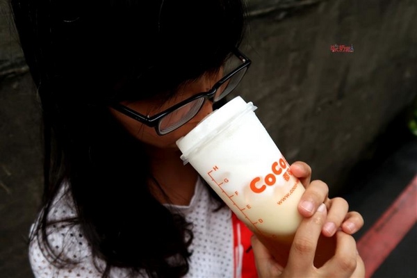 coco都可(新莊中平店)：COCO法式奶霜 法國鐵塔牌鮮奶油 文青漸層飲料打卡 奶霜綠茶/奶霜草莓果肉/奶霜咖啡買一送一~