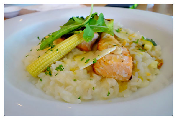 Turando 杜蘭朵 ~ 京站時尚廣場2樓．點套餐很划算 - 捷運台北車站