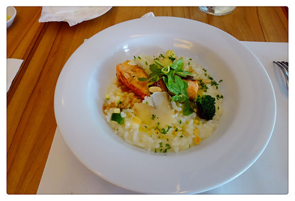 Turando 杜蘭朵 ~ 京站時尚廣場2樓．點套餐很划算 - 捷運台北車站