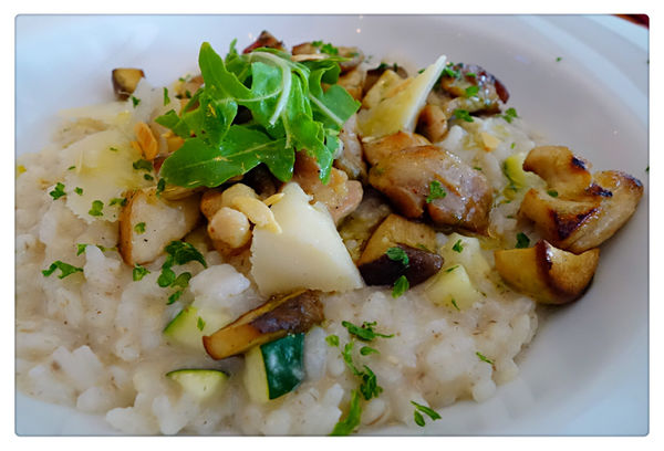 Turando 杜蘭朵 ~ 京站時尚廣場2樓．點套餐很划算 - 捷運台北車站