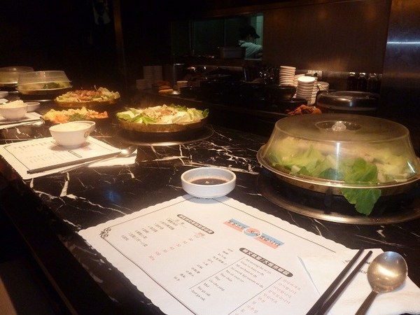 雪嶽山韓式料理(京站店)：夏天也可以吃銅盤烤肉--雪嶽山韓式料理体驗心得