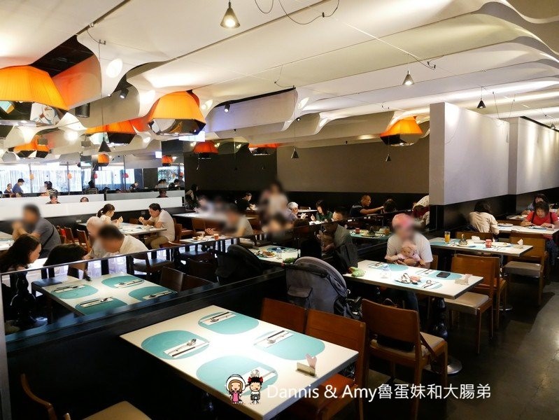 《吃到飽餐廳推薦》饗食天堂台北京站店必吃餐點懶人包分享。肋眼牛排x焗烤生蠔x龍膽石斑BUFFET餐點升級再進化︱聚餐好選擇（影片）