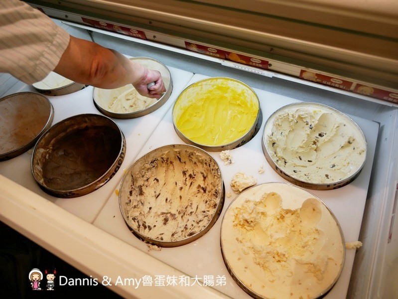 《吃到飽餐廳推薦》饗食天堂台北京站店必吃餐點懶人包分享。肋眼牛排x焗烤生蠔x龍膽石斑BUFFET餐點升級再進化︱聚餐好選擇（影片）