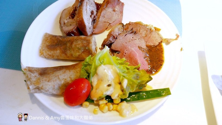 《吃到飽餐廳推薦》饗食天堂台北京站店必吃餐點懶人包分享。肋眼牛排x焗烤生蠔x龍膽石斑BUFFET餐點升級再進化︱聚餐好選擇（影片）