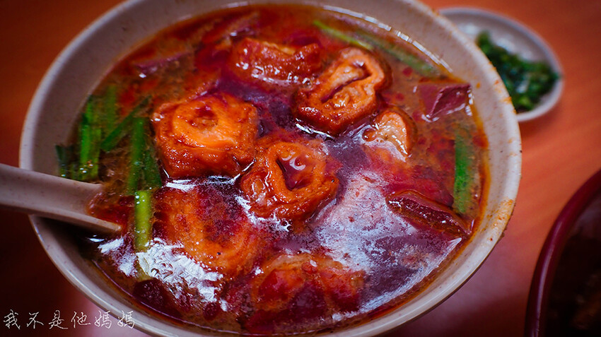 大同區豬腳飯,大同區沙茶豬血湯,好喝豬血湯推薦,大同區瓜仔肉飯,紅昌吉豬血湯菜單,紅昌吉分店,昌吉街46號,昌吉街豬血湯,紅豆腐豬血湯