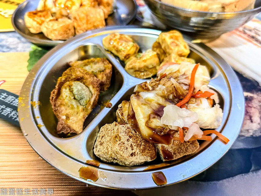 【台北食記】李掌伯(里長伯麻辣臭豆腐鴨血蚵仔麵線) 【台北食記】李掌伯(里長伯麻辣臭豆腐鴨血蚵仔麵線)