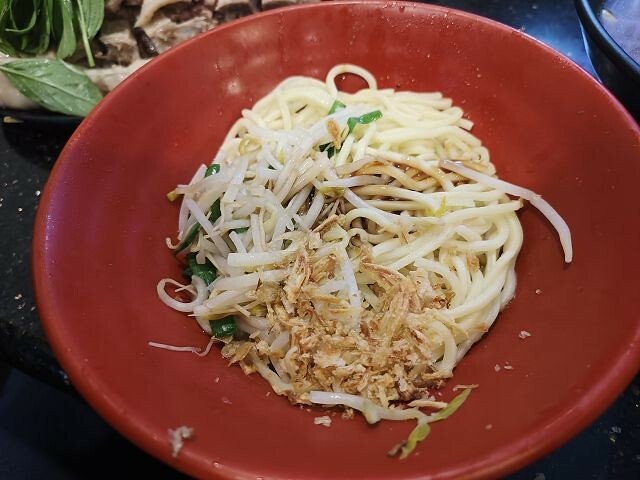 台北市大同區後驛鵝肉店 | 台北後車站美食．鵝肉鮮嫩多汁又順口．也可以品嚐鴨肉的美味