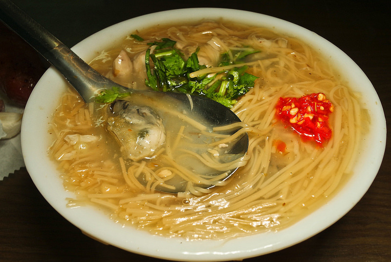 新北 板橋 油庫口蚵仔麵線, 吃是一種回憶與感受