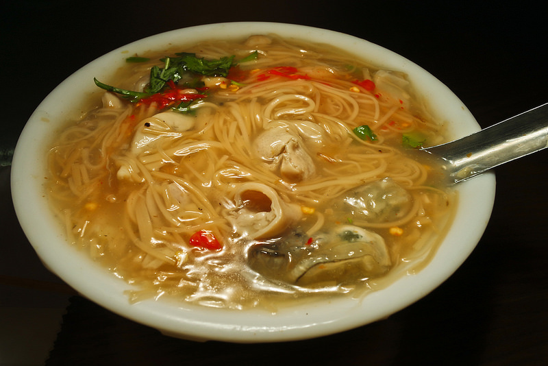 新北 板橋 油庫口蚵仔麵線, 吃是一種回憶與感受