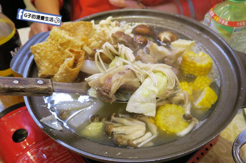 板橋熱炒-黑白泓生猛活海鮮.黑白泓海鮮燒烤-泓惠水產.年菜.鍋物