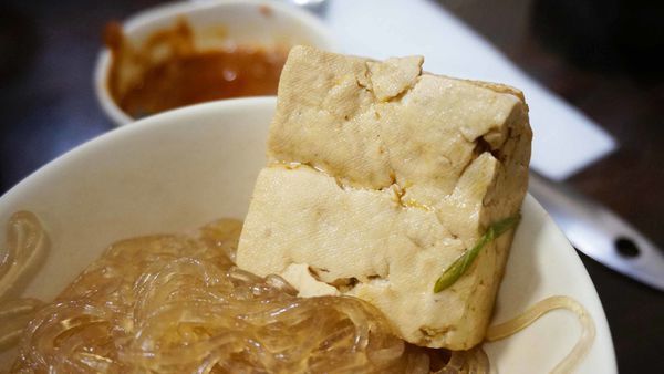 【板橋美食】梁季港式小火鍋-便宜又大份量的美味小火鍋