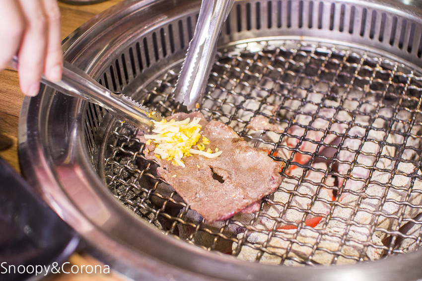 【新北市美食】板橋燒烤吃到飽|燒惑日式炭火燒肉店~生日送和牛套餐、KIRIN Bar啤酒無限暢飲