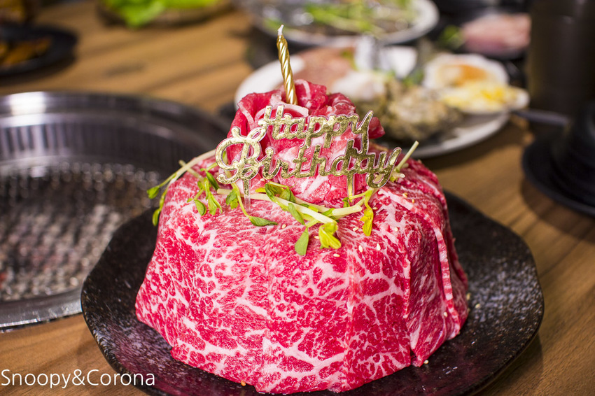 【新北市美食】板橋燒烤吃到飽|燒惑日式炭火燒肉店~生日送和牛套餐、KIRIN Bar啤酒無限暢飲