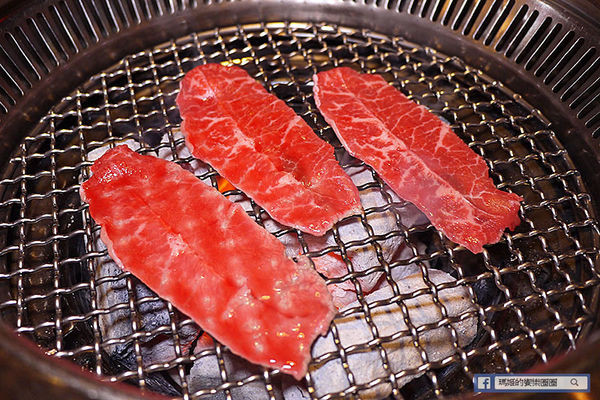 板橋美食【久天日式燒烤】板橋燒烤吃到飽。板橋燒肉吃到飽。板橋府中站美食。高CP值吃到飽。吃烤肉過中秋