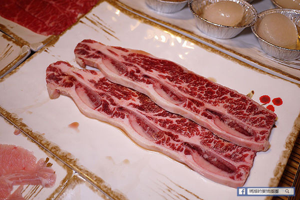 板橋美食【久天日式燒烤】板橋燒烤吃到飽。板橋燒肉吃到飽。板橋府中站美食。高CP值吃到飽。吃烤肉過中秋