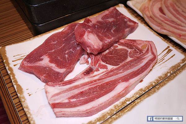 板橋美食【久天日式燒烤】板橋燒烤吃到飽。板橋燒肉吃到飽。板橋府中站美食。高CP值吃到飽。吃烤肉過中秋