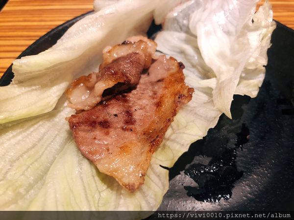 圓圓家愛吃貨-《板橋美食》府中站美味燒烤吃到飽，久天日式炭燒，板橋燒烤吃到飽餐廳，高CP值的聚餐好去處