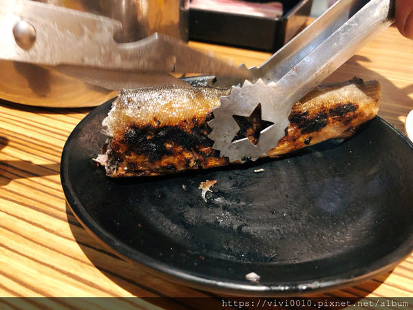圓圓家愛吃貨-《板橋美食》府中站美味燒烤吃到飽，久天日式炭燒，板橋燒烤吃到飽餐廳，高CP值的聚餐好去處