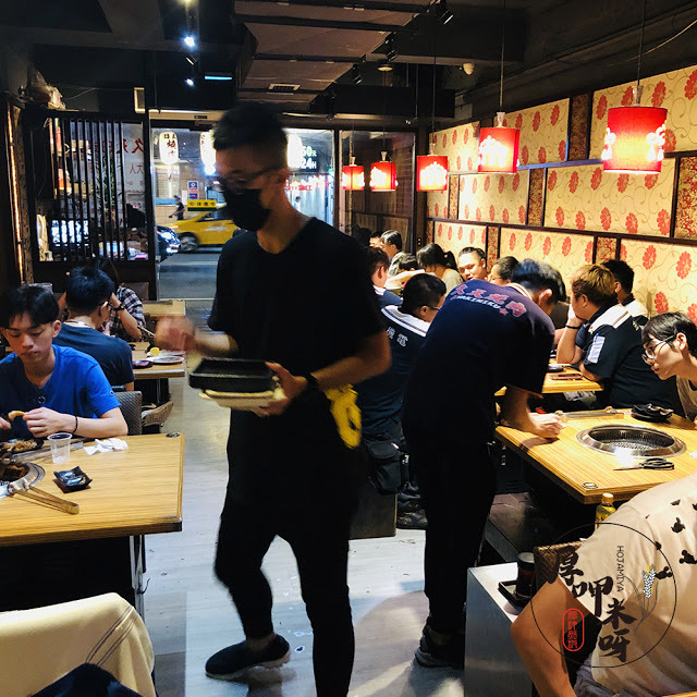 【厚呷米呀│新北板橋】久天日式燒烤 中秋不想準備烤肉用品/老板橋推薦燒烤吃到飽十年老店/網推高品質食材實際用餐體驗無違和/免服務費晚餐建議直上749價位/深夜美食熱門店家營業至凌晨2點