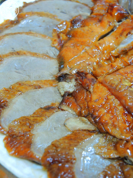 萬香烤鴨莊：呷飽祙【新北板橋･萬香烤鴨莊】烤鴨冠軍的美味