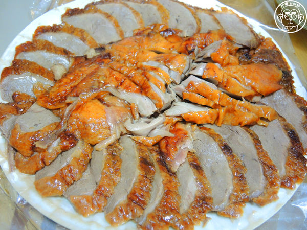 萬香烤鴨莊：呷飽祙【新北板橋･萬香烤鴨莊】烤鴨冠軍的美味