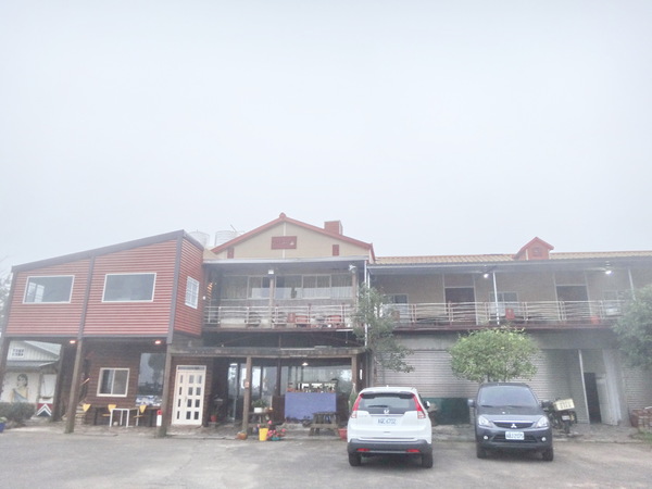 浮雲杉林民宿：浮雲杉林民宿-雪霸國家公園附近超推薦住宿  四季皆有不同的美景  主人家超親切  而且餐點特別又好吃