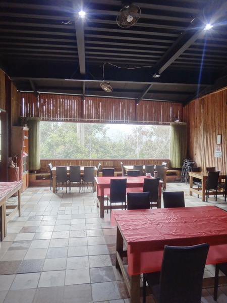 浮雲杉林民宿：浮雲杉林民宿-雪霸國家公園附近超推薦住宿  四季皆有不同的美景  主人家超親切  而且餐點特別又好吃