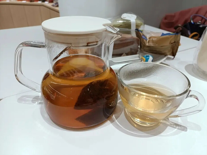 府中必吃人氣千層乳酪蛋糕，甜點控衝一波精緻下午茶。