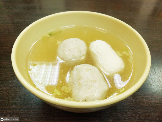 【新北板橋】二哲家 | 內餡像是包顆貢丸的水餃(不誇張) 紅蘿蔔口味必吃相信我