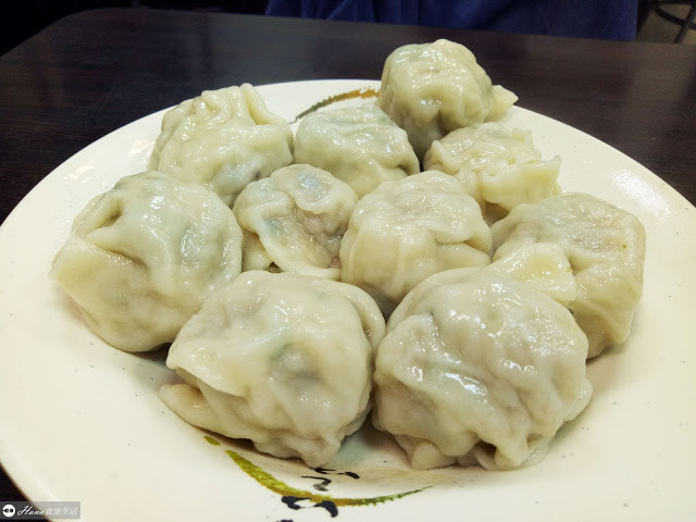 【新北板橋】二哲家 | 內餡像是包顆貢丸的水餃(不誇張) 紅蘿蔔口味必吃相信我