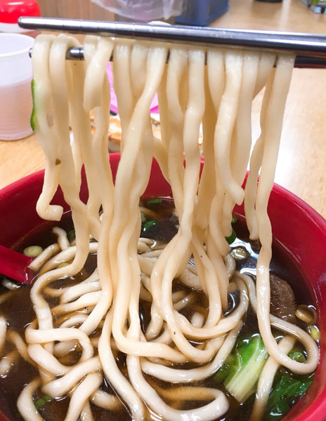 【江子翠】老五鍋貼牛肉麵｜巷弄美食＊