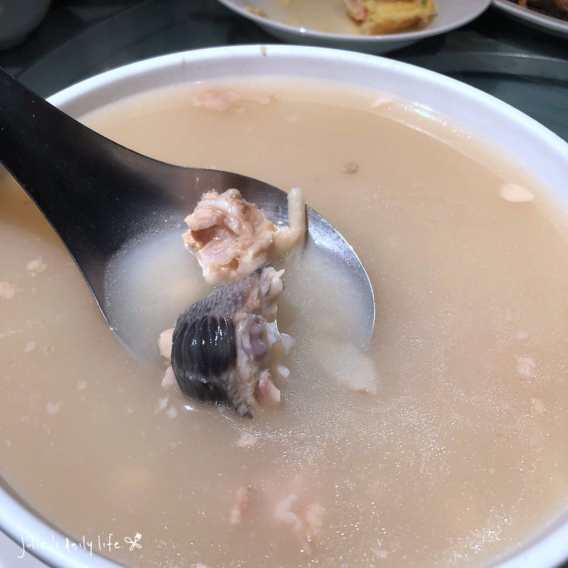 廣東菜,板橋,江子翠,江子翠 吃,江子翠 豐華小館,江子翠豐華小館,江浙菜,美食,脆皮雞,菜單,豐華小館,豐華小館 菜單,豐華小館ptt,餐廳,餐館 @跟著Julie一起走吧