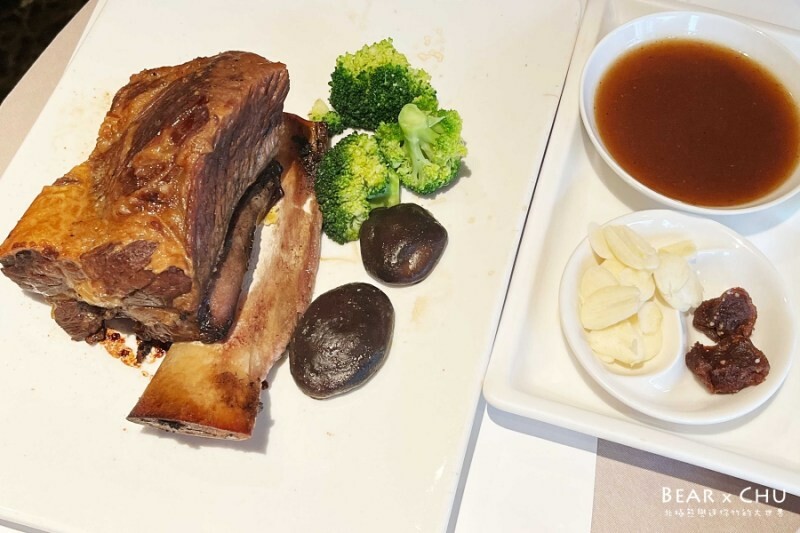 板橋牛排推薦(近捷運府中站)|特香齋西餐廳・老字號知名牛排館