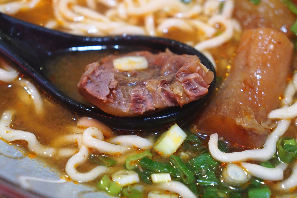紅燒半筋半肉麵