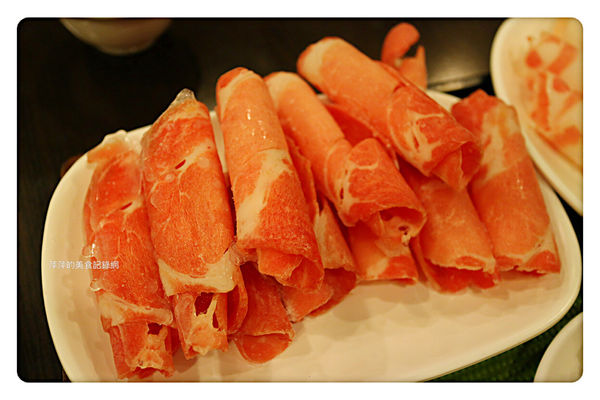 【台北美食】老蔣的家鄉味 ~ 酸菜白肉鍋❤新店美食/聚餐/中正路 - 捷運大坪林站