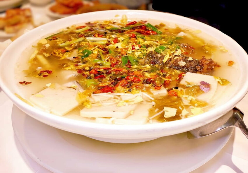 | 新店港式飲茶 聚餐 | 乾隆坊餐廳.大推酸菜水煮魚/荔茸