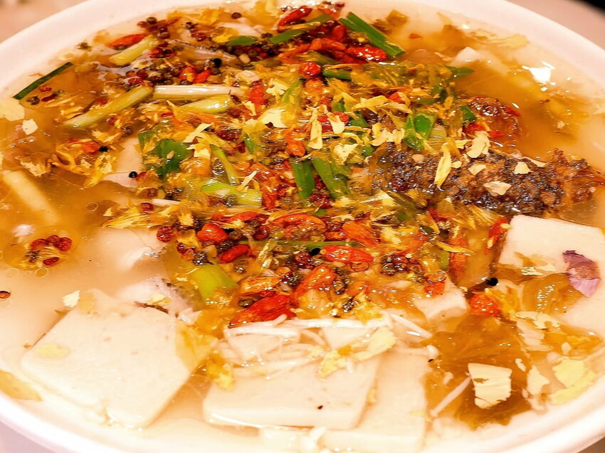 | 新店港式飲茶 聚餐 | 乾隆坊餐廳.大推酸菜水煮魚/荔茸