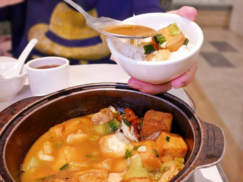 | 新店港式飲茶 聚餐 | 乾隆坊餐廳.大推酸菜水煮魚/荔茸