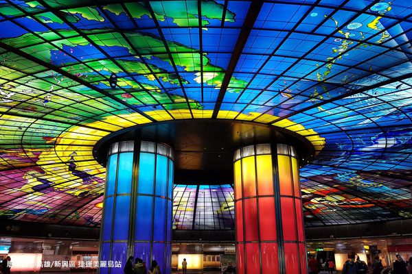 【高雄/新興區】捷運美麗島站