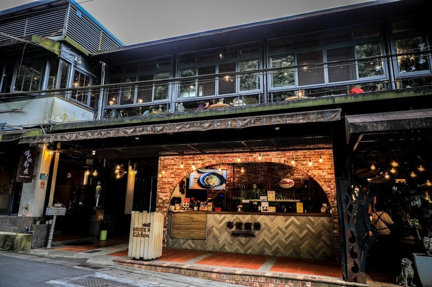 新北市新店區【新北新店】布佬廚房｜連肉食主義都愛的特色蔬食料理、安坑義式素食餐廳、vegan蔬食餐廳、安坑美食