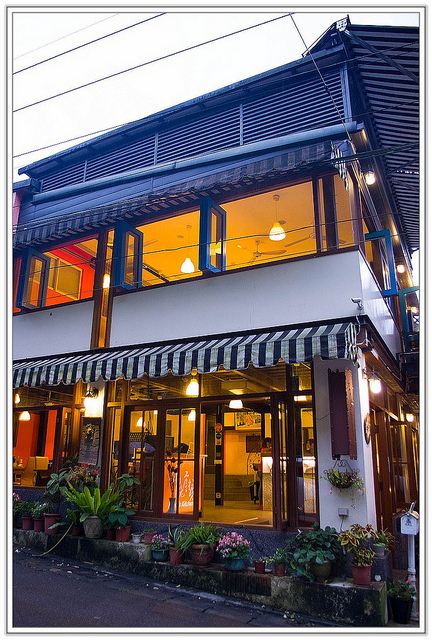 ╠食記╣超熱門的西式疏食 隱藏新店小山區 布佬廚房