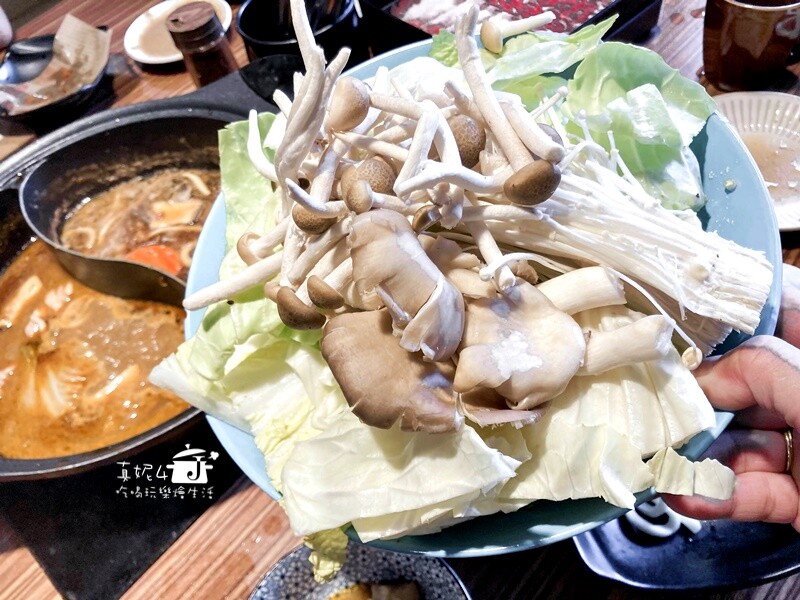 新北市新店區新店燒肉│原燒日式燒肉(新店民權店) 免低消.有生日禮.無用餐時限.無WIFI.收10%服務費(附菜單.停車)