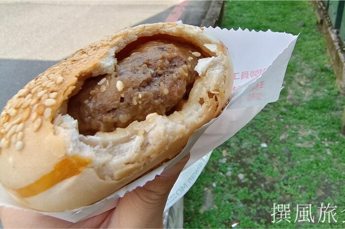 新北市新店區新北新店「豆花朴」料多實在甜度低，不嗜甜的平價豆花甜湯店