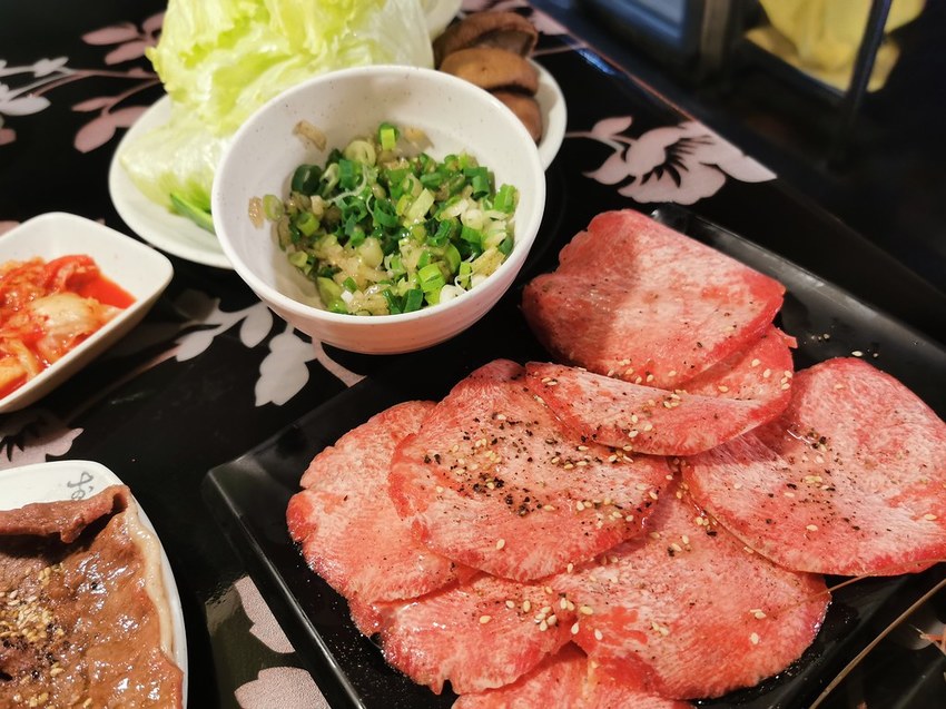 狠生氣日式燒肉冰淇淋吃到飽 (120)