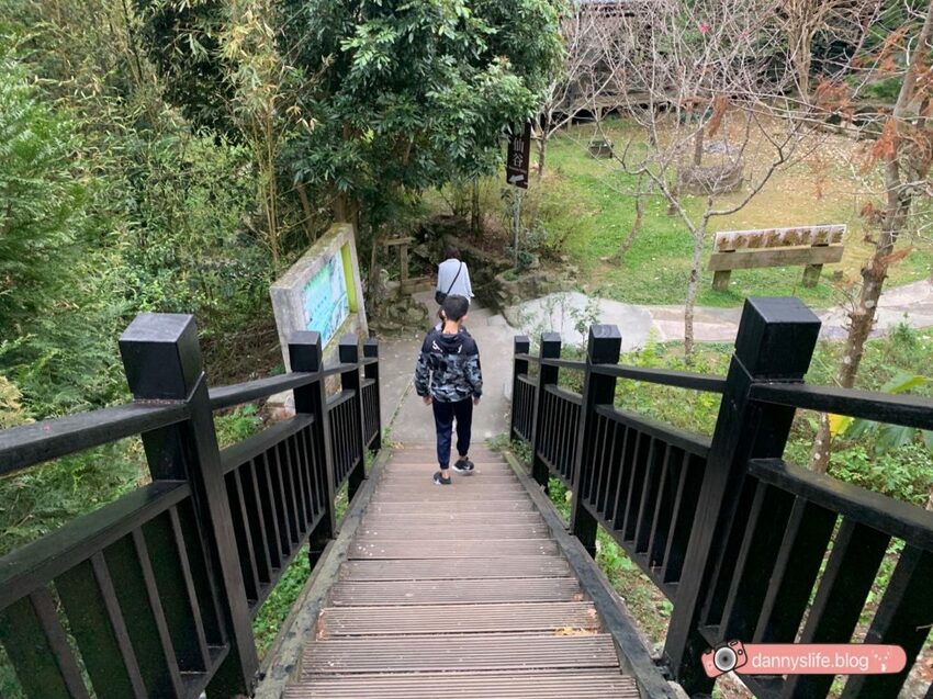 走路五分鐘就能抵達的神仙級美景,還是電影賽德克巴萊的拍攝地!景觀餐廳讓你邊欣賞美景,邊享用美食~丹尼的吃喝玩樂~