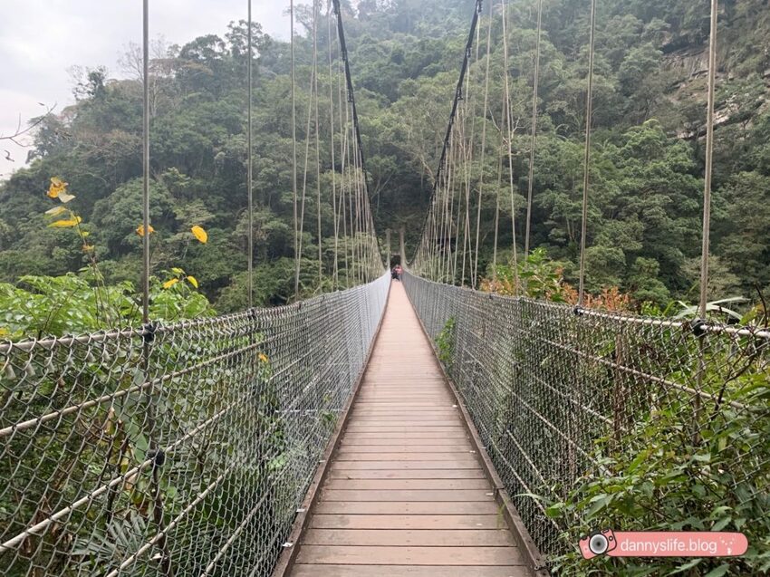 走路五分鐘就能抵達的神仙級美景,還是電影賽德克巴萊的拍攝地!景觀餐廳讓你邊欣賞美景,邊享用美食~丹尼的吃喝玩樂~