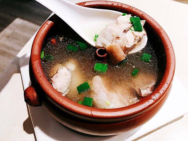 IMG_4590.JPG IMG_4590.JPG